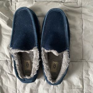 Ugg Men’s Slippers Size 10